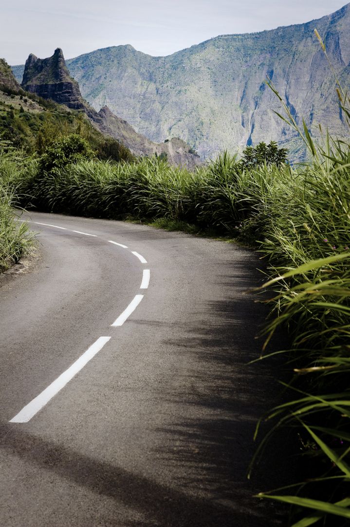 Abenteuerliche Fahrt auf der «Strasse der 400 Kurven» bis nach Cilaos