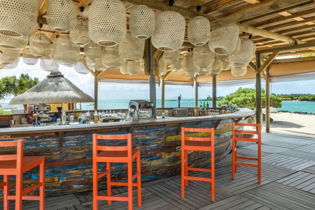 Pirogue Bar