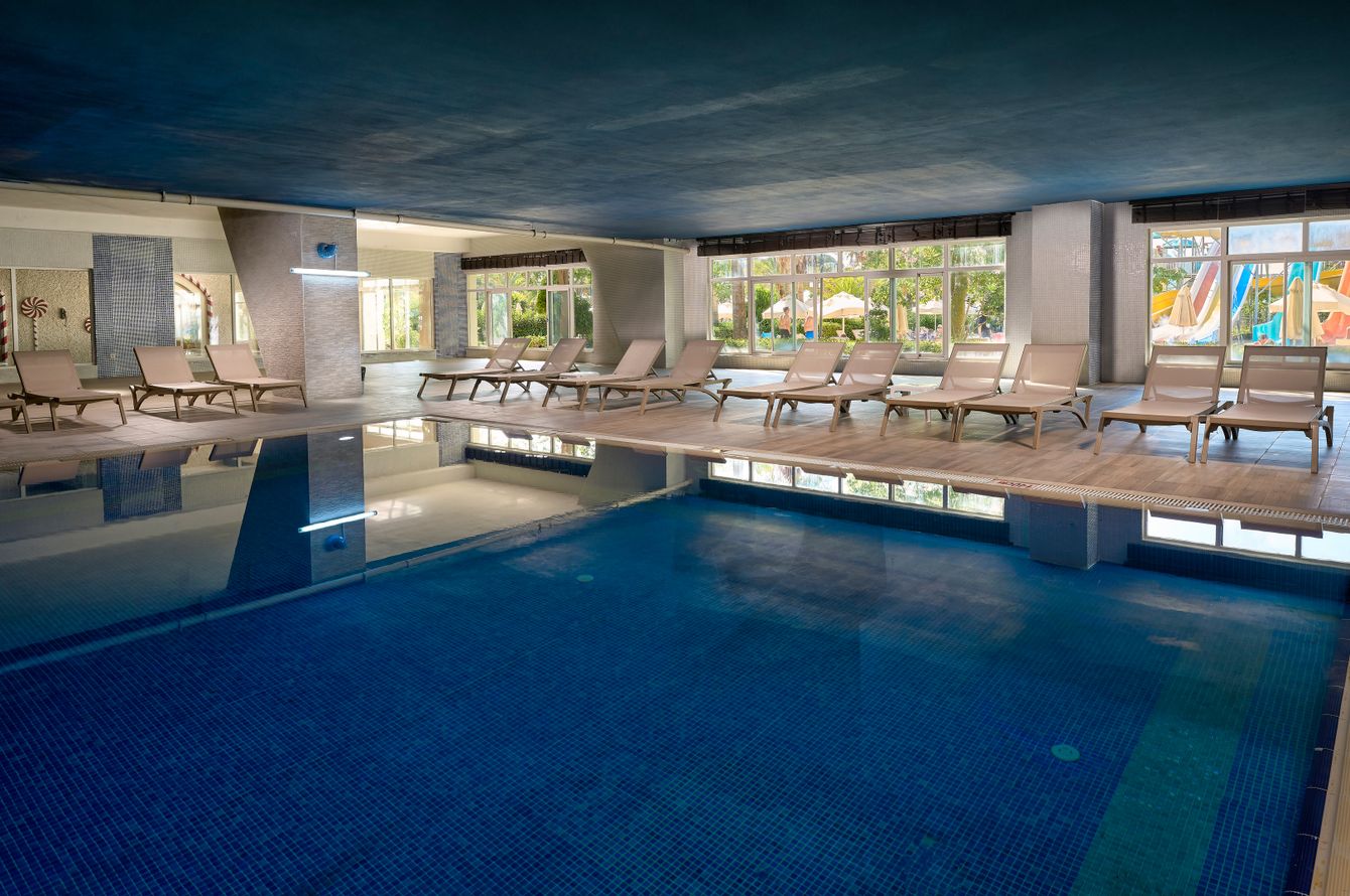 Piscine intérieure