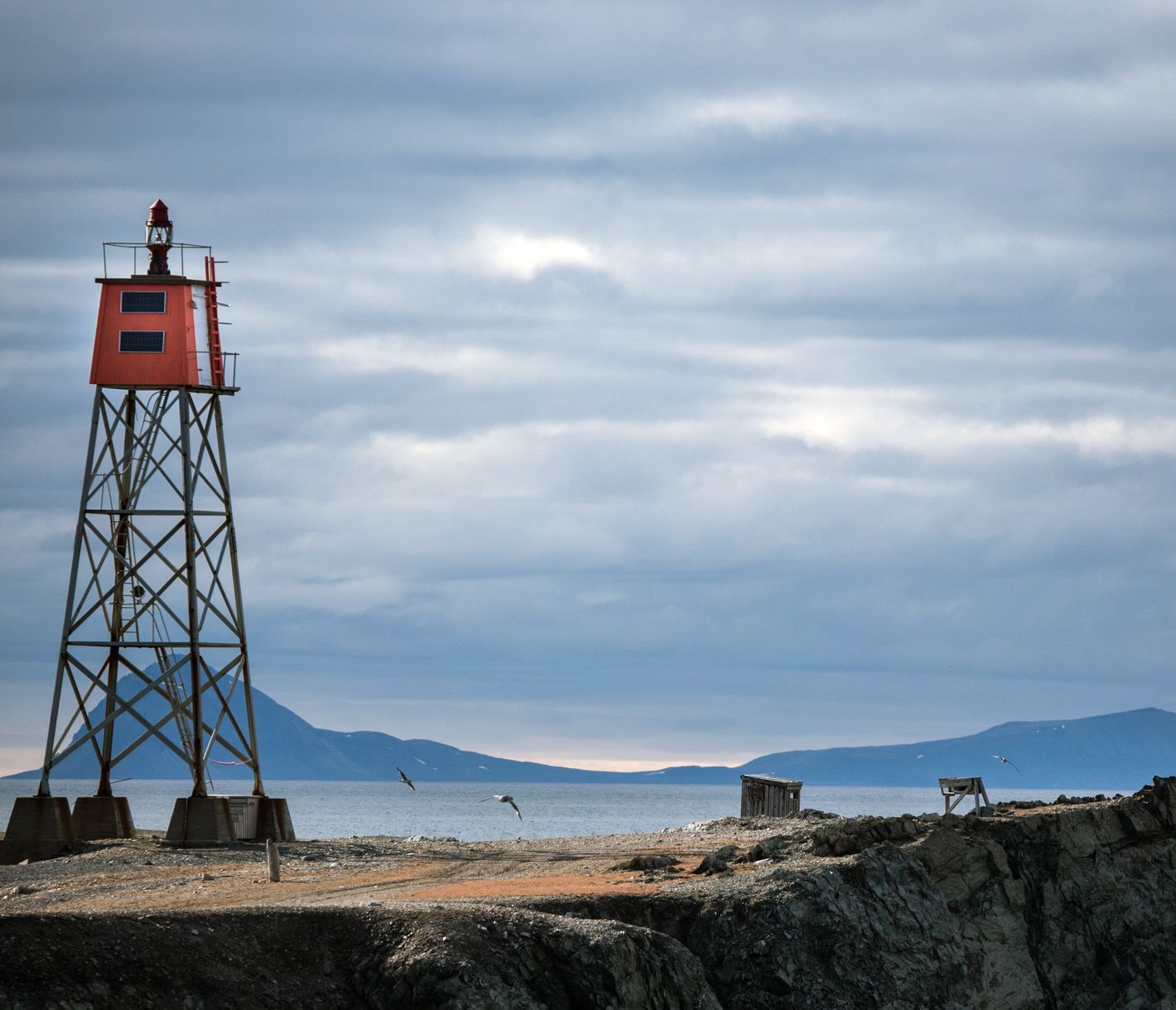 Das Isfjord Radio Adventure Hotel liegt in der totalen Wildnis, ca. 90km von Longyearbyen entfernt.