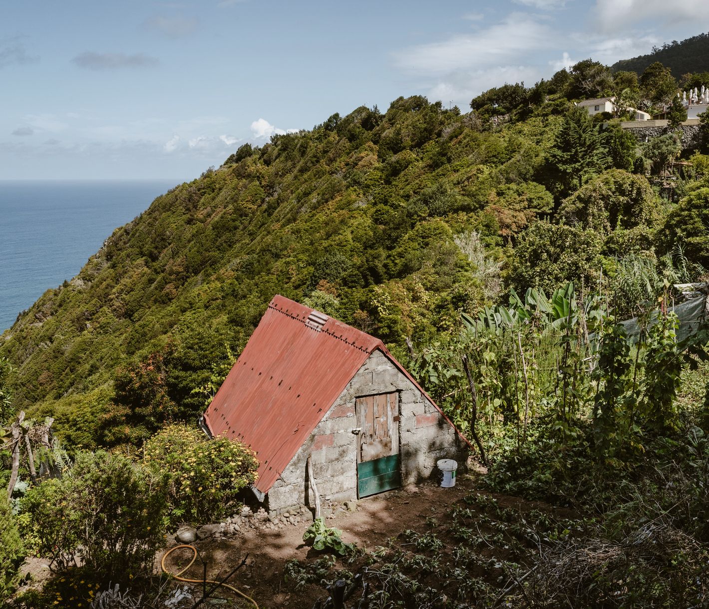 Traditionelle Steinhäuser der Azoren