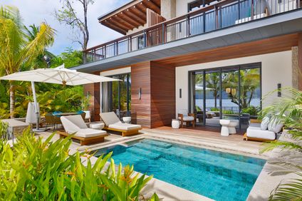 One Bedroom Bay House Pool Suite