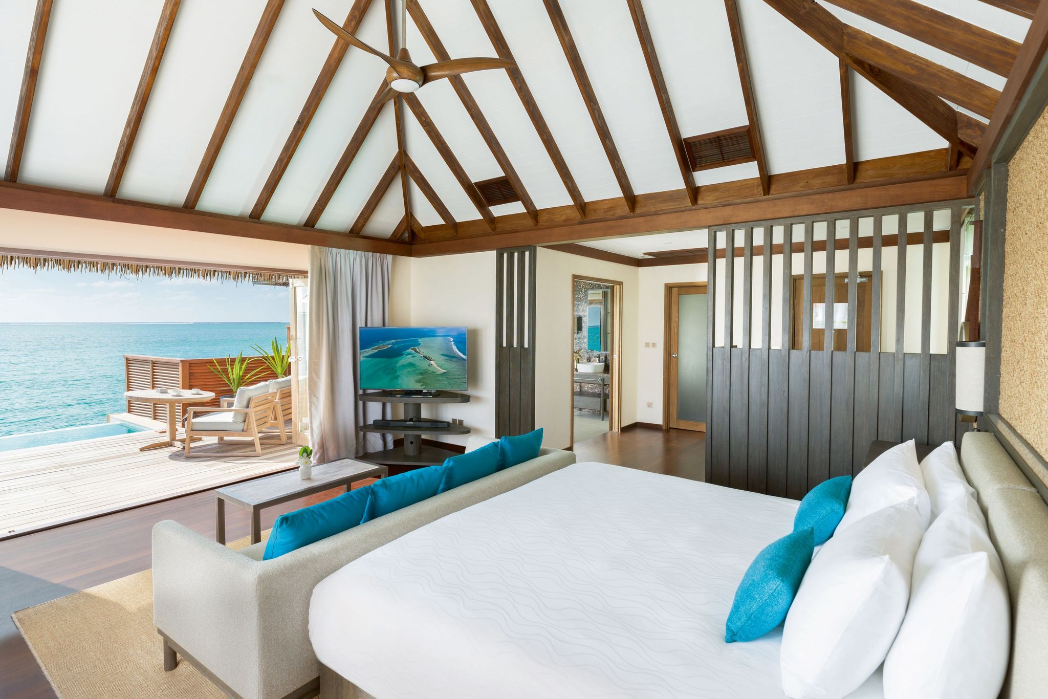 Deluxe Water Villa mit Pool