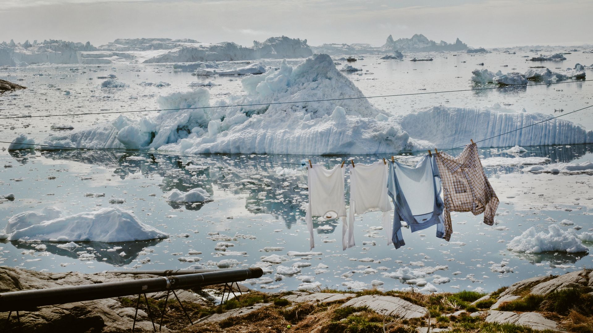 Wäschetag in Grönland an einem sonnigen Sommertag