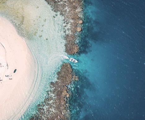 Maldiven: Inseltraum und Lagunenabenteuer mit dem Boot
