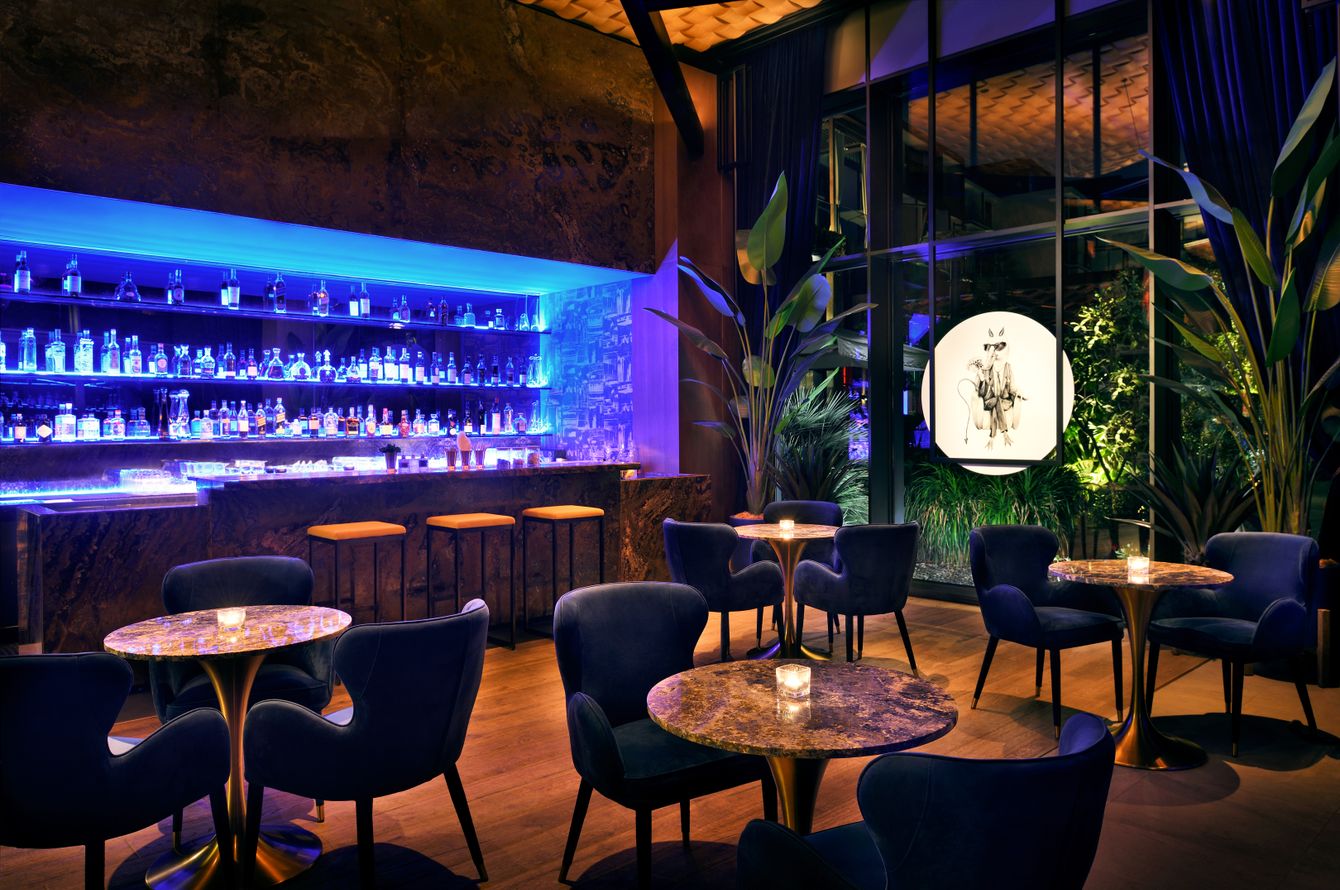 Bar