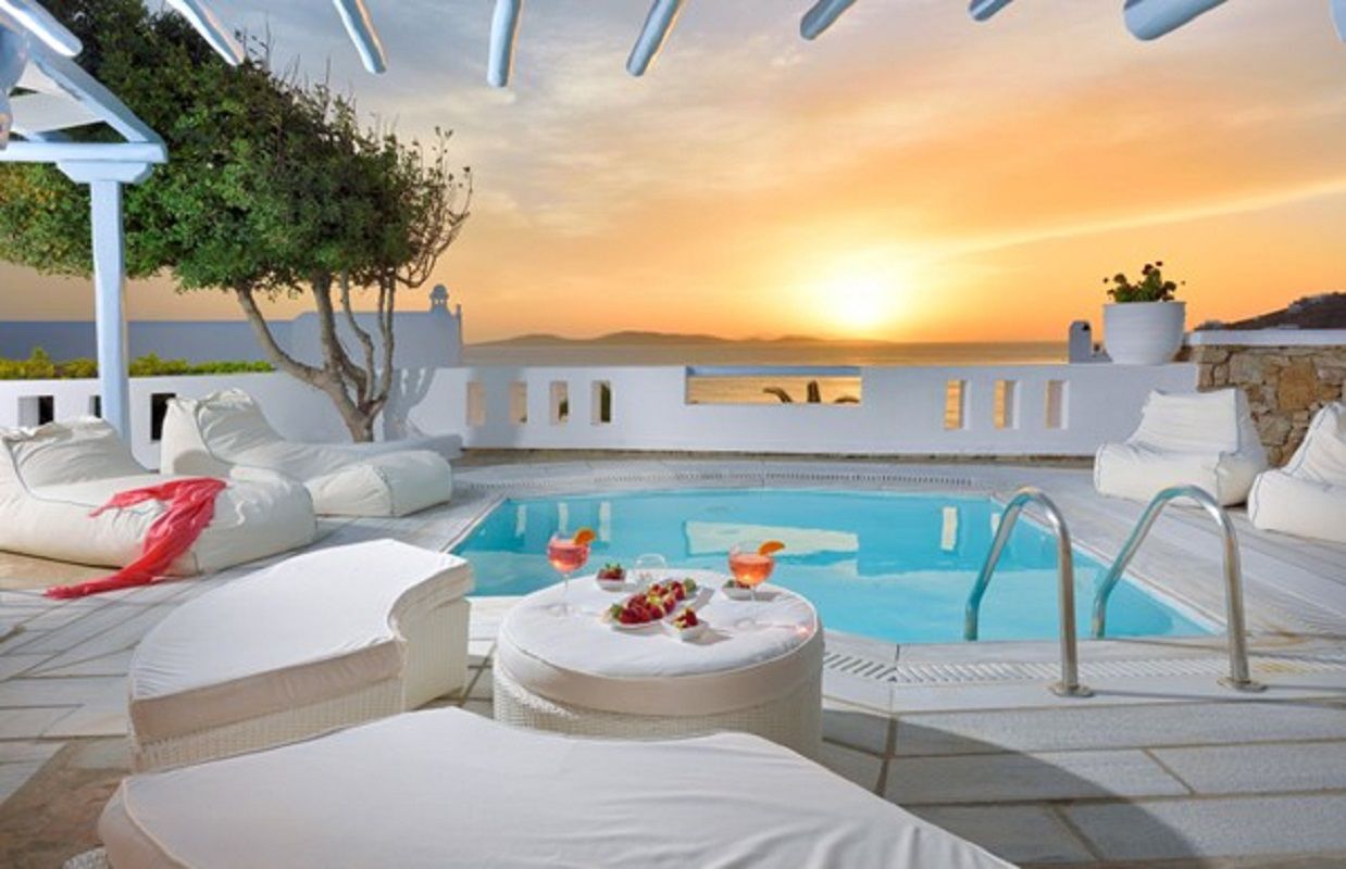 Delos Villa mit Pool
