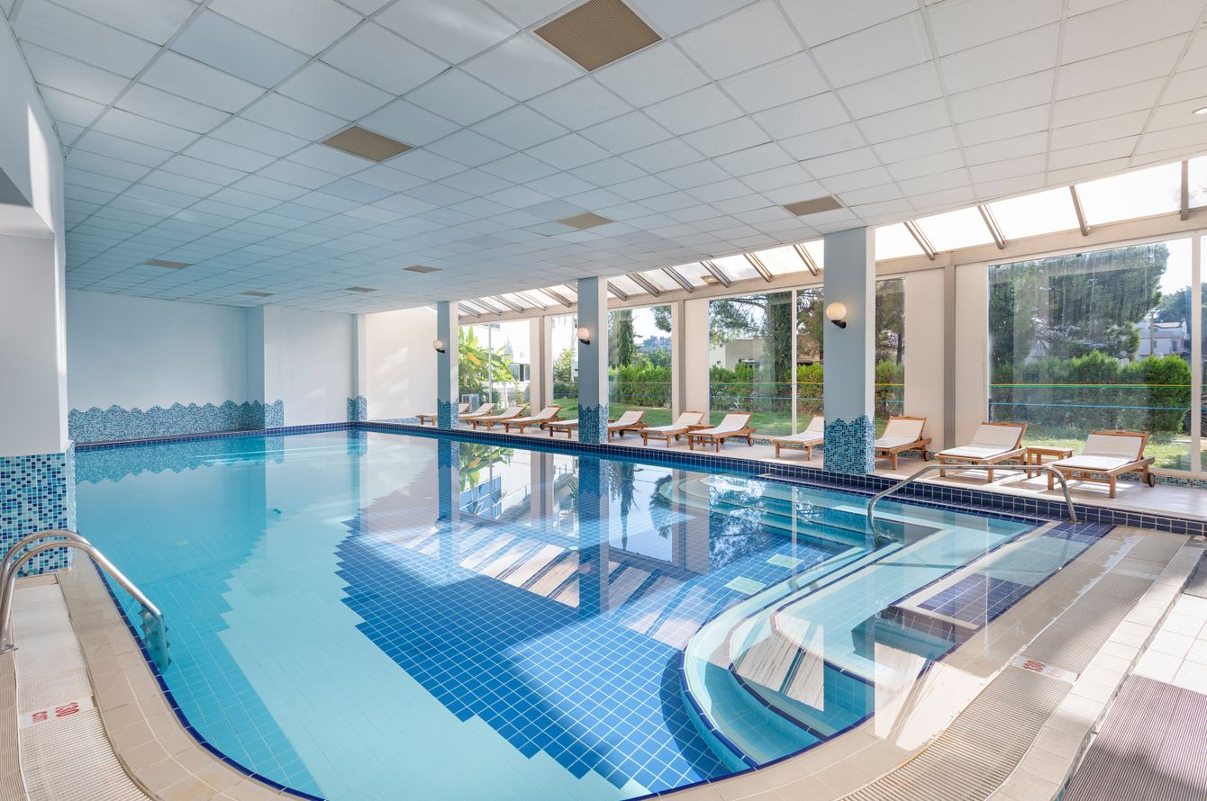 Piscine intérieure