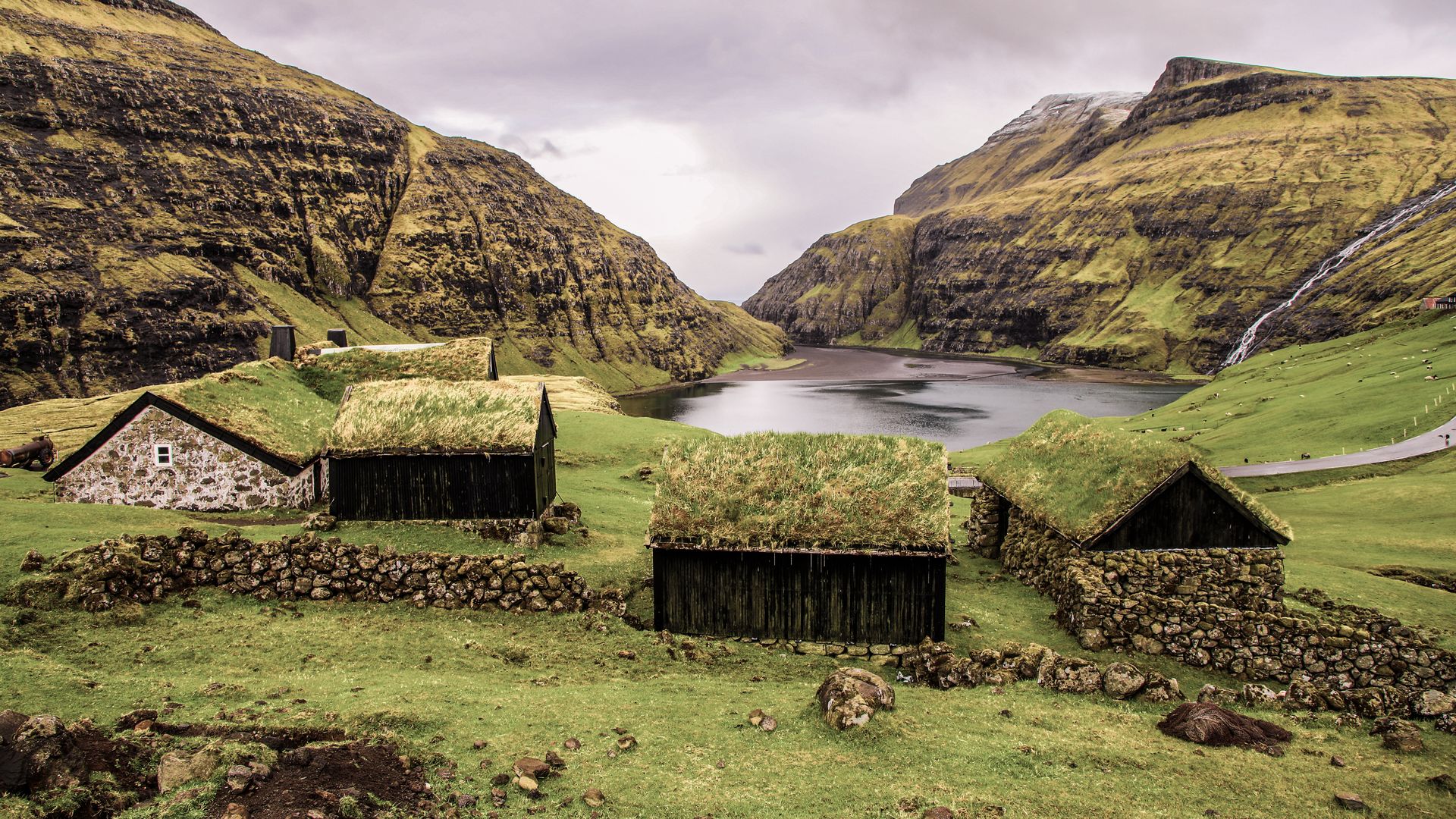 Grasdachhäuser und eine einzigartige Atmosphäre