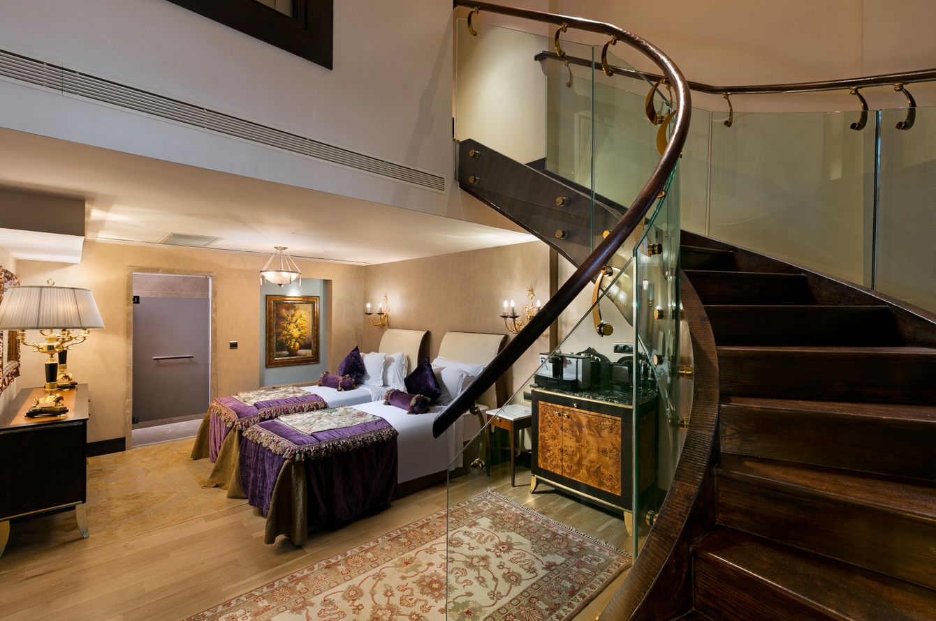 Pool Duplex Suite Swim-Up