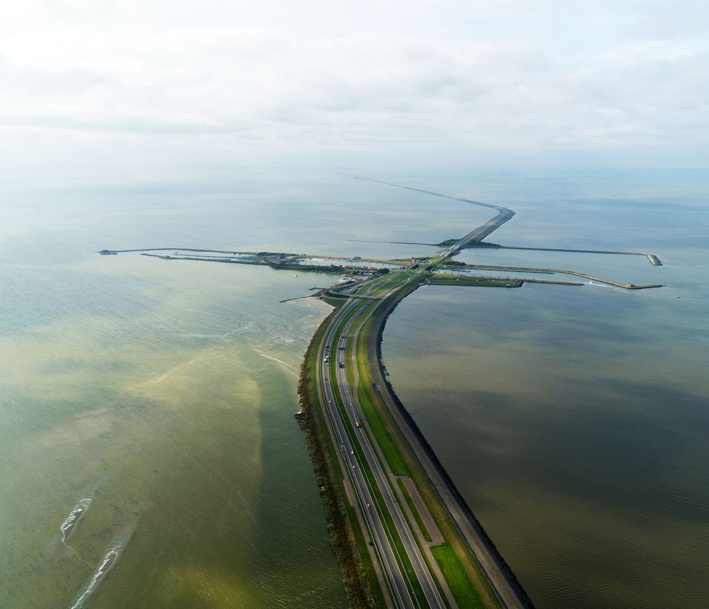 Der Abschlussdeich verbindet die Provinzen Noord-Holland und Friesland miteinander.