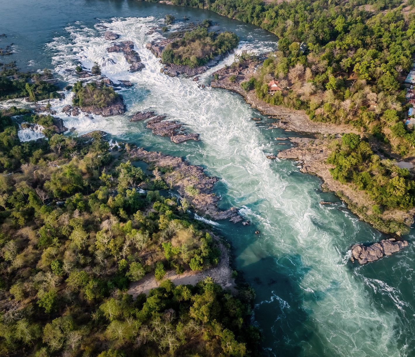 Les chutes de Khone Pha Pheng sont les plus grandes cataractes d’Asie du Sud-Est.