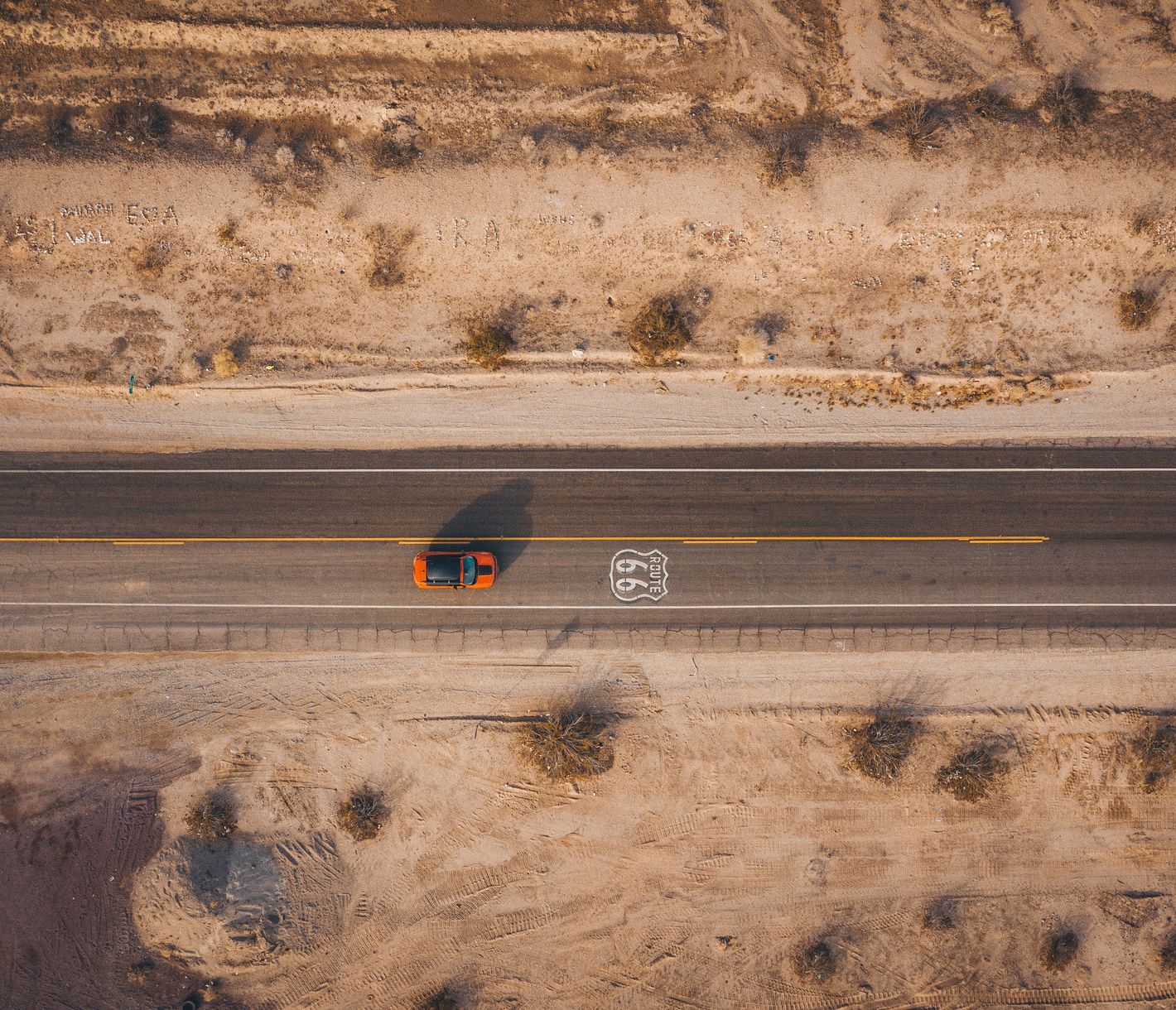 Je weiter man Richtung Westen kommt, desto karger wird die Landschaft.