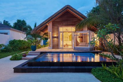 Deluxe Beach Sunset Villa mit privatem Pool