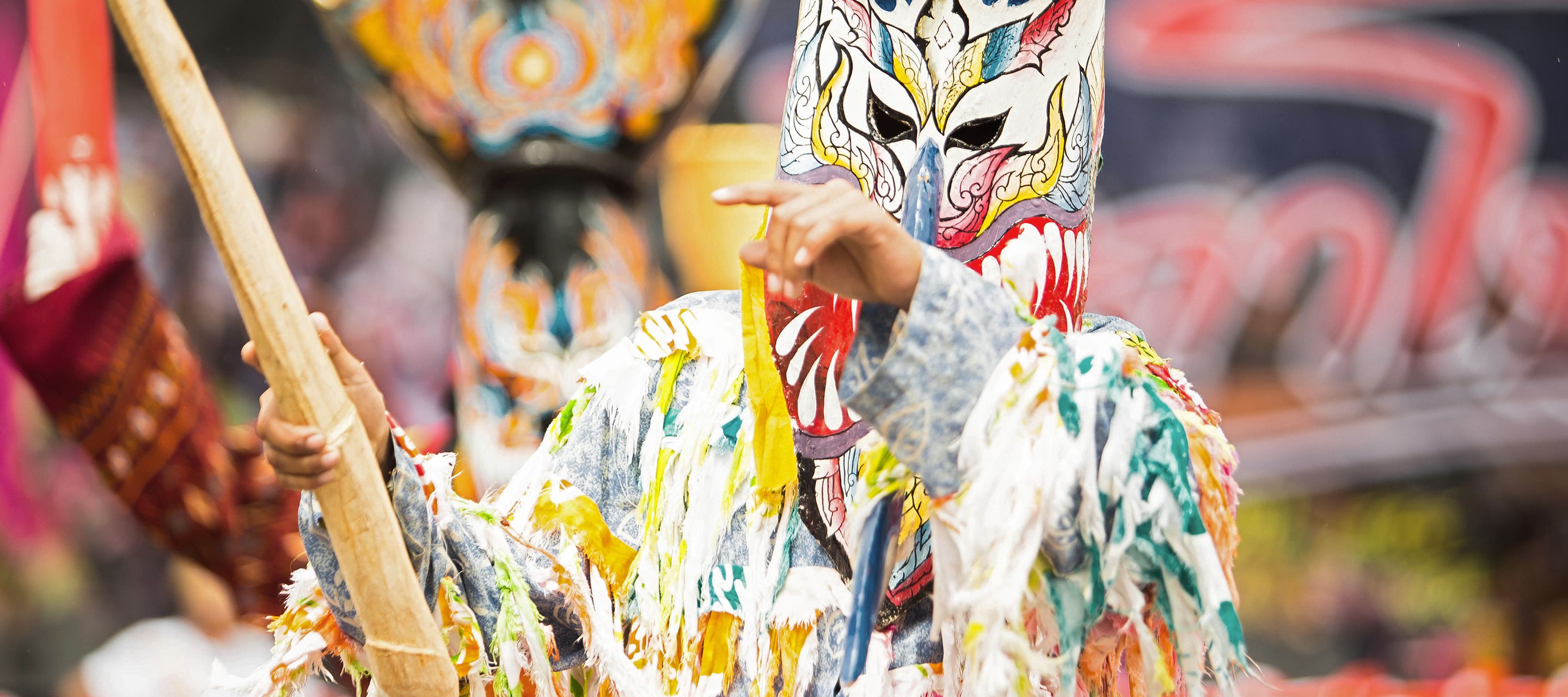 Das Phi Ta Khon Festival oder Geisterfest ist ein einmaliges Schauspiel.