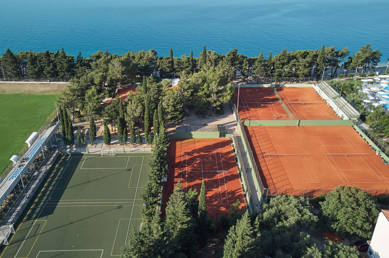 Tennis