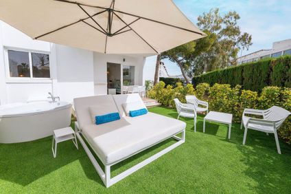 Appartement mit Garten und Whirlpool