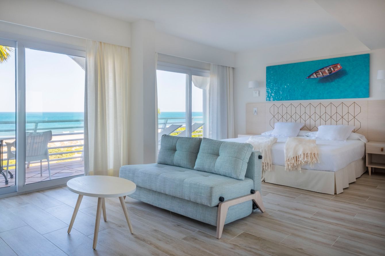 Junior Suite Beachfront