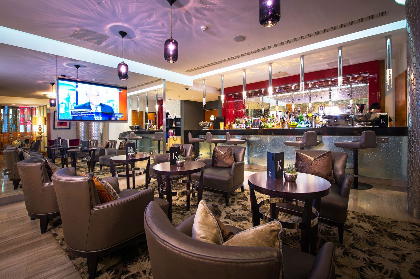 Bar