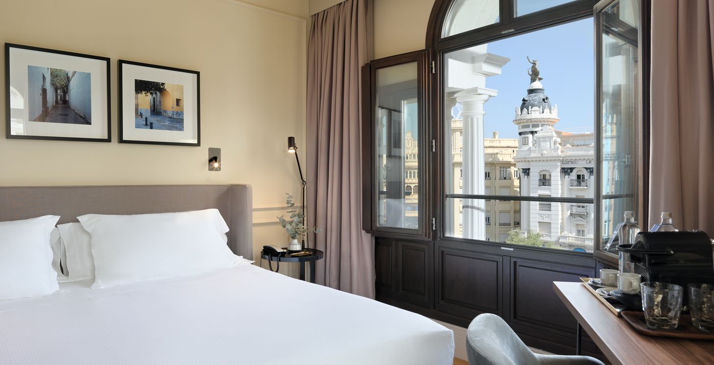 Doppelzimmer Strassensicht