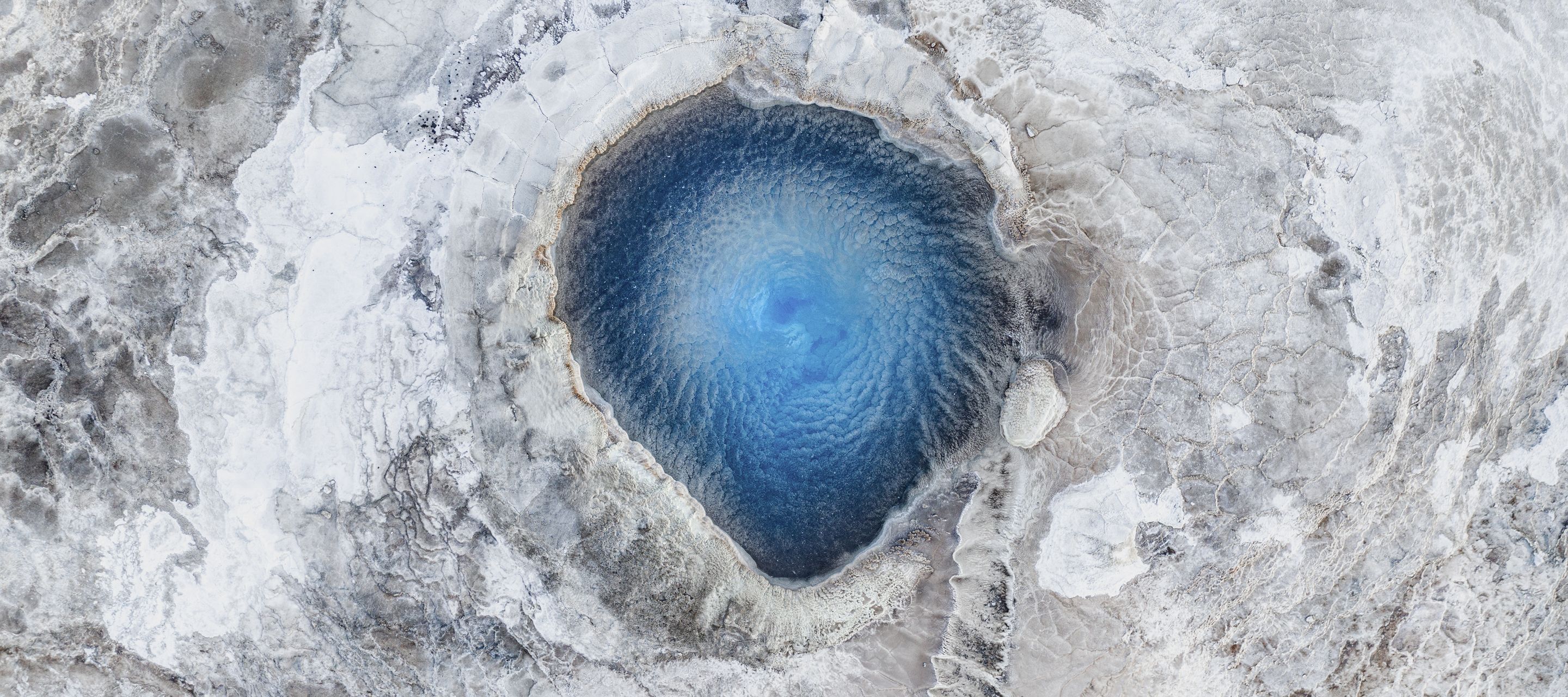 Die sprudelnd heissen Töpfe und Quellen beim Besuch des Goldenen Kreises in Island sind nur eines der Highlights.