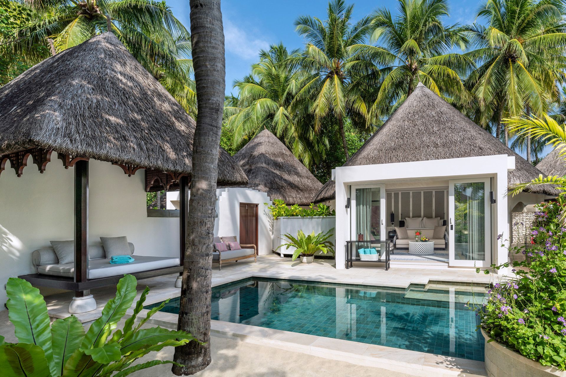Deluxe Beach Pavilion mit Pool