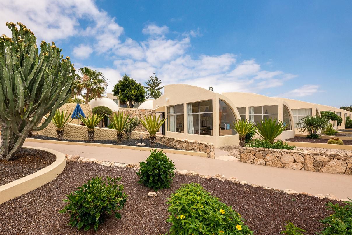LIVVO Risco del Gato Suites