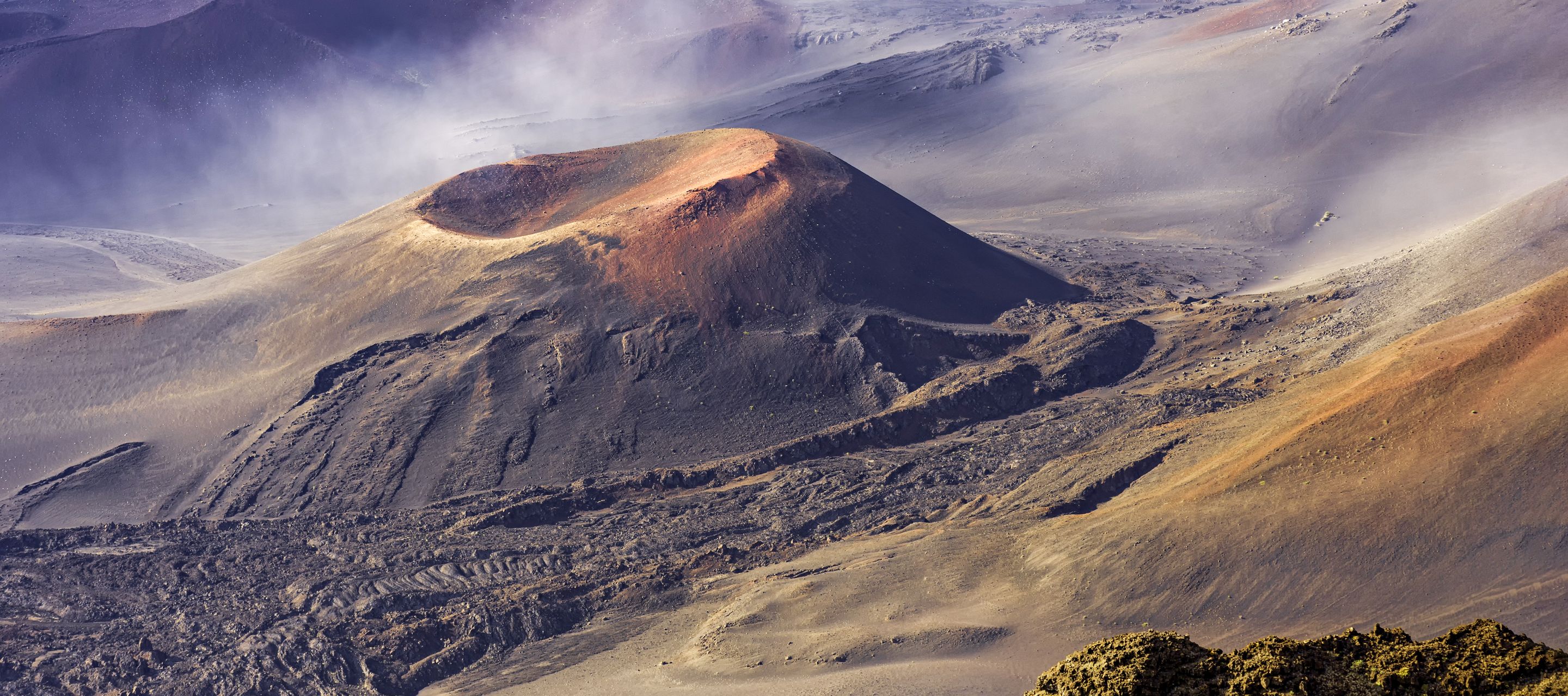 Der schlafende Vulkan Haleakala nimmt einen grossen Teil der Fläche von Maui ein.