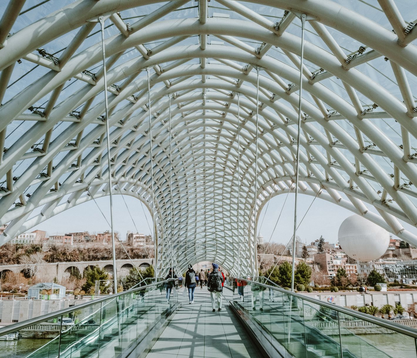 Friedensbrücke in Tiflis