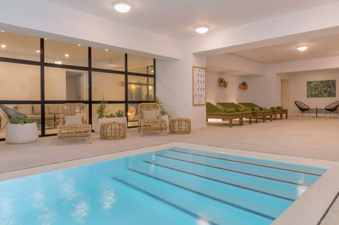 Piscine intérieure