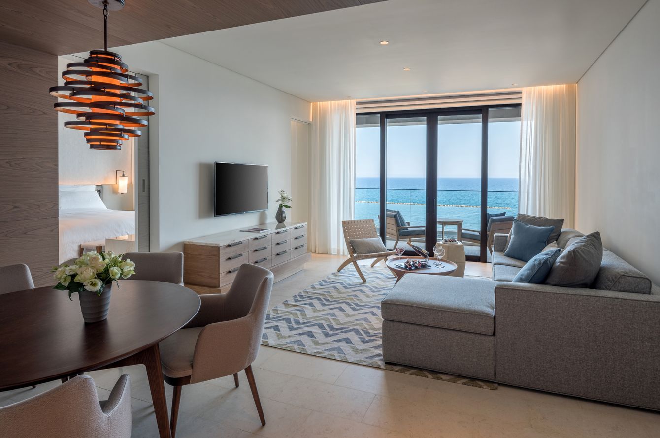 Grand Deluxe Suite