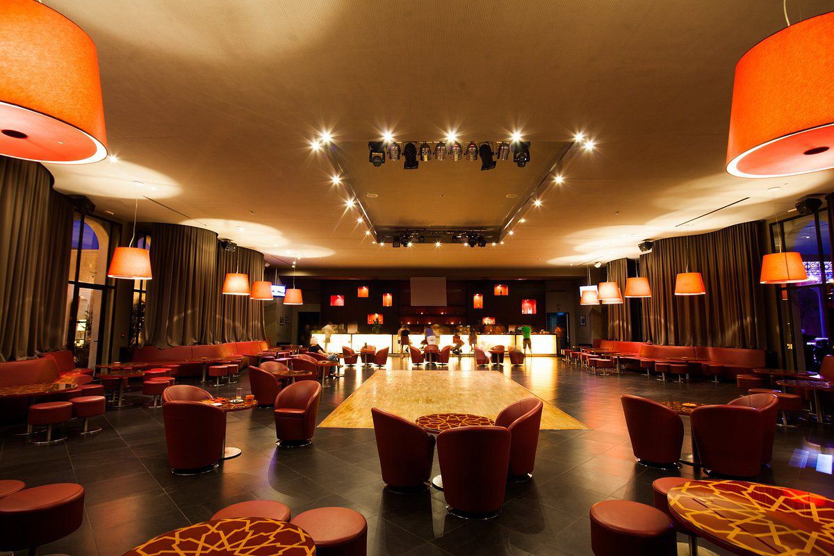 Bar
