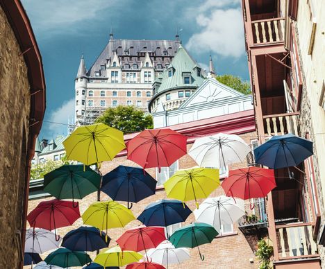La rue du Petit-Champlain est l’une des plus vieilles artères commerciales d'Amérique du Nord.