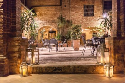 Il Chiostro del Carmine