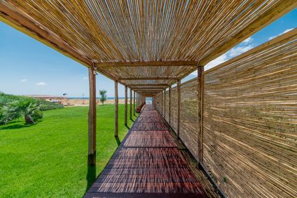 Cumeja Beach Club & Hotel