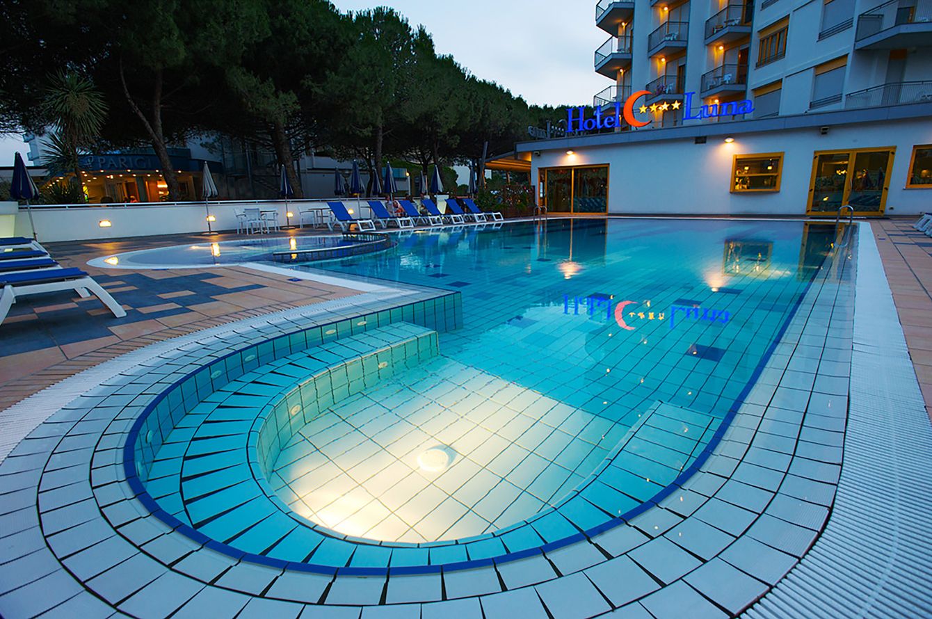 Piscine extérieure
