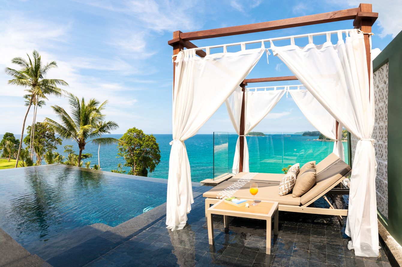 Villa Pool