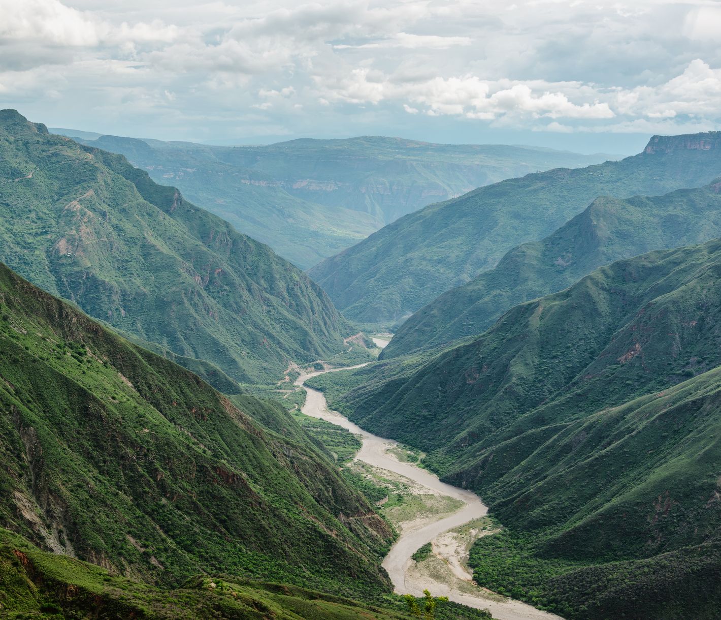 Der Chicamocha-Canyon ist einer der grössten Canyons der Welt und bis zu 2000 m tief.