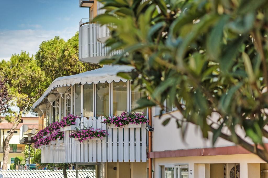 Salus Smart & Chic Hotel