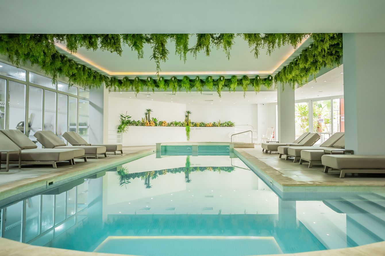 Piscine intérieure