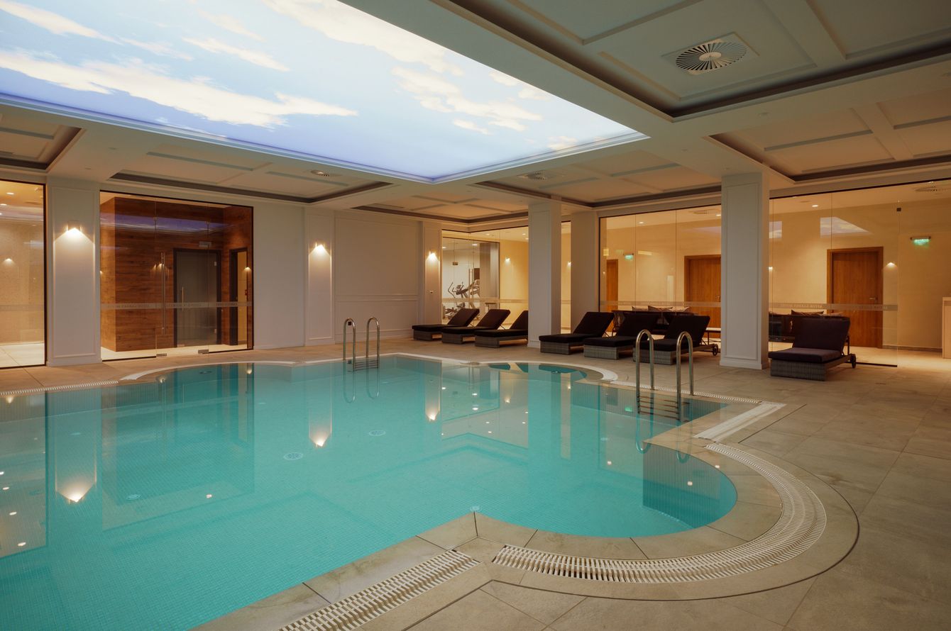 Piscine intérieur