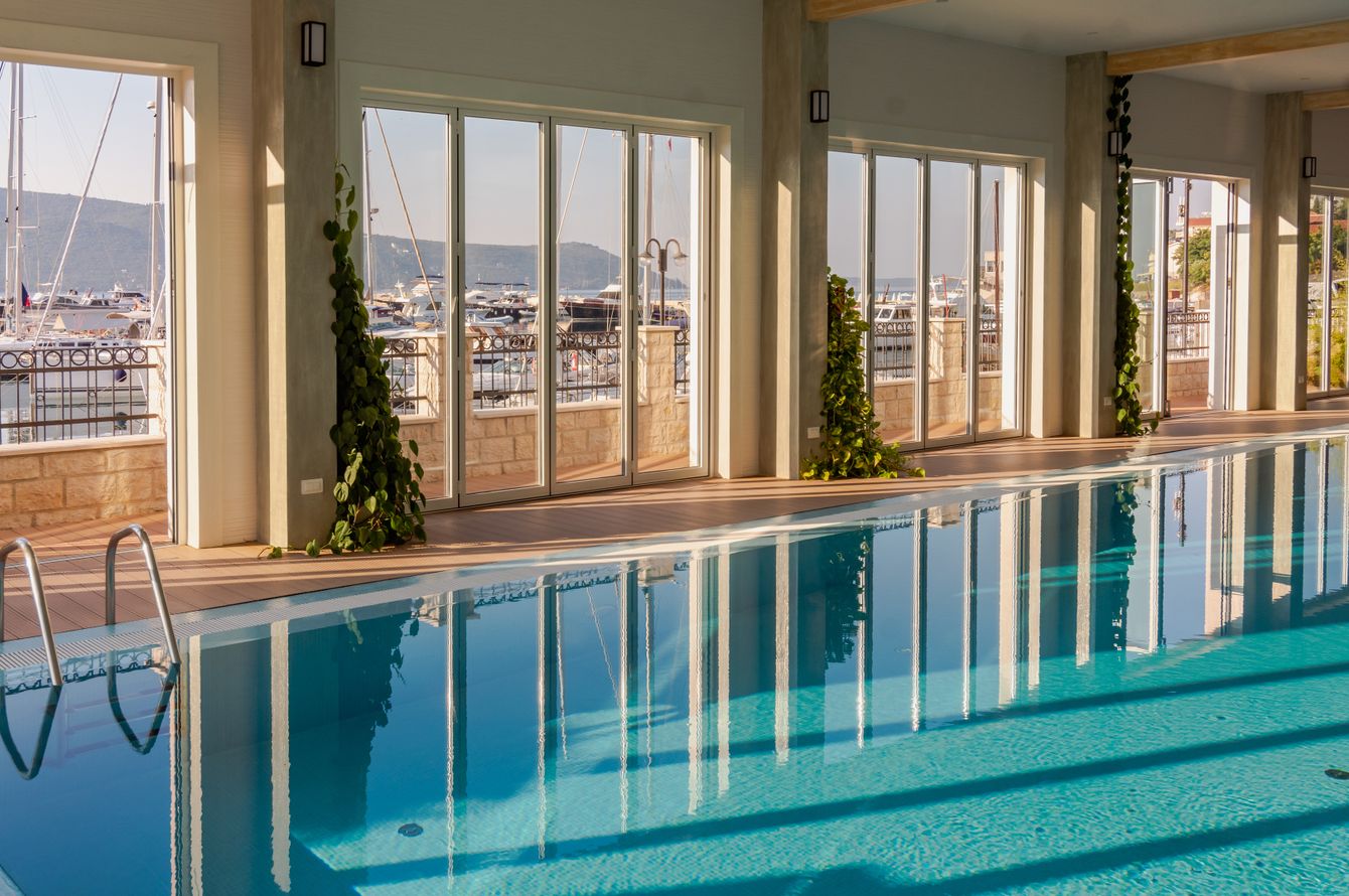Piscine intérieure