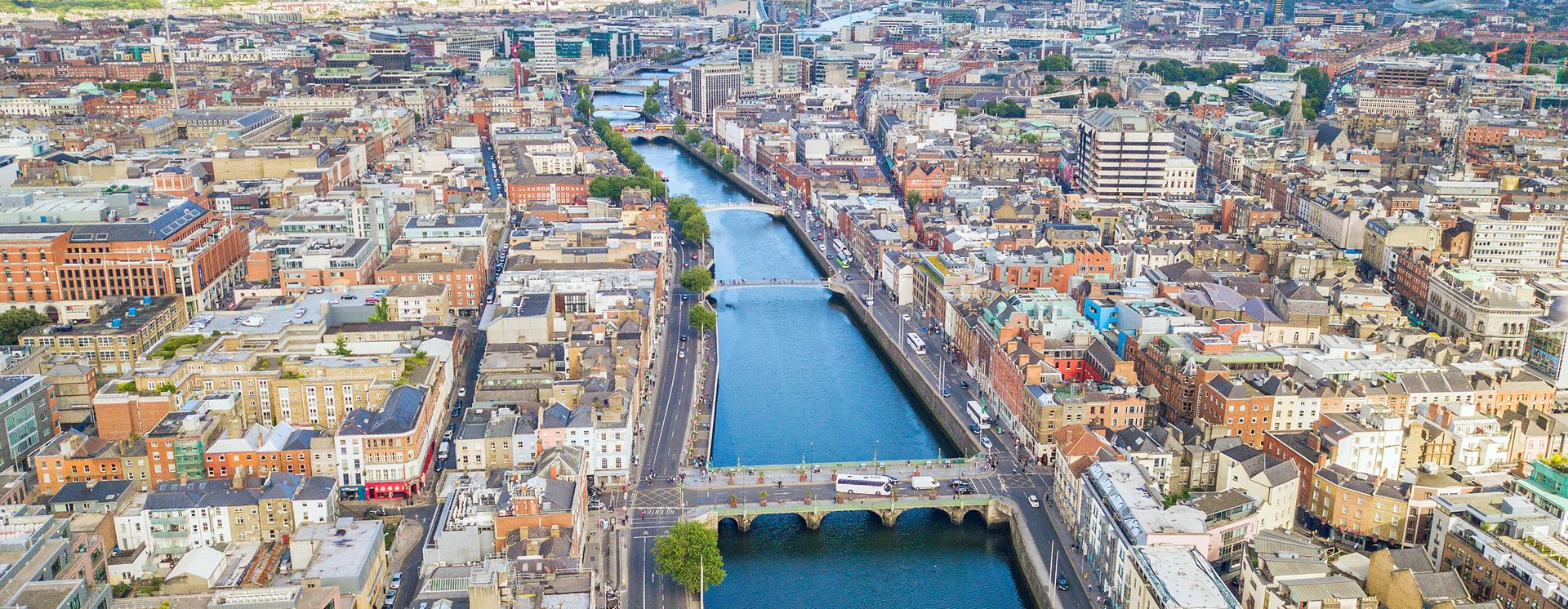 Blick auf Dublin und den Fluss Liffey