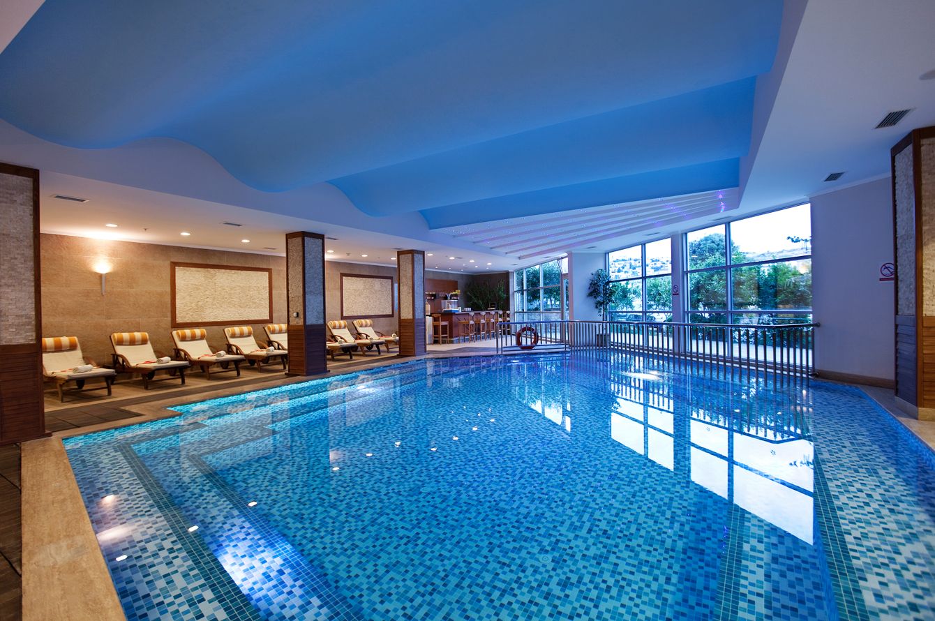 Piscine intérieure