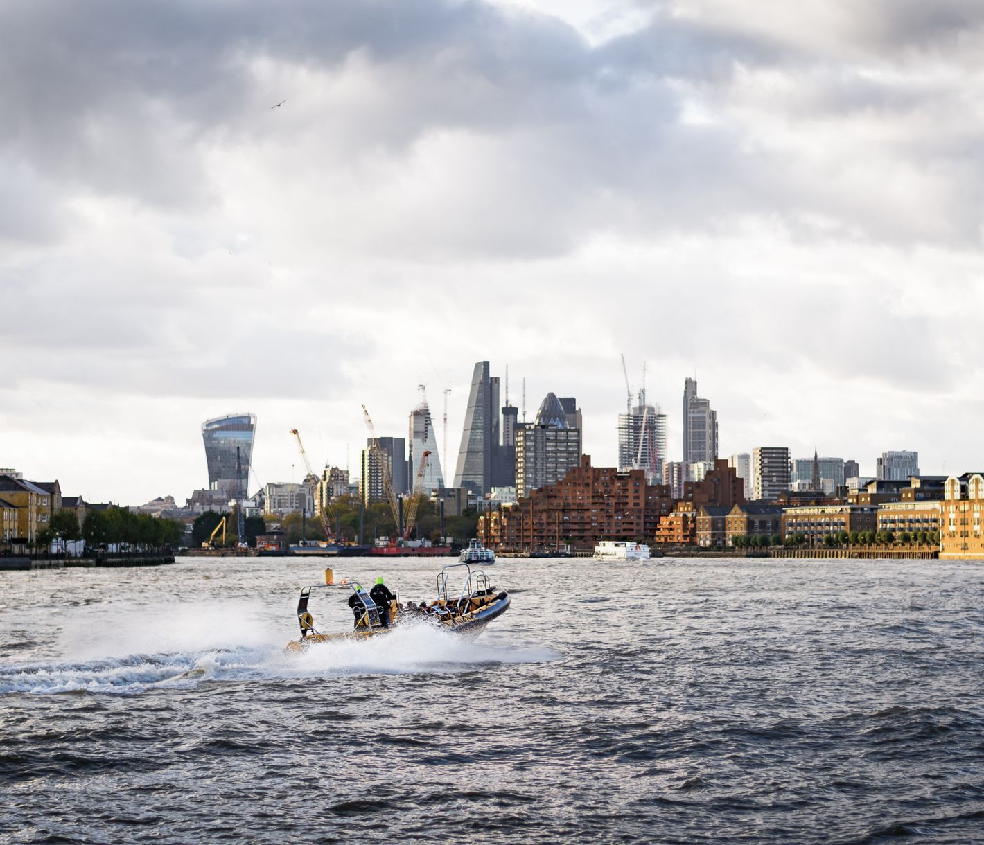 Speedboat-Tour auf der Themse