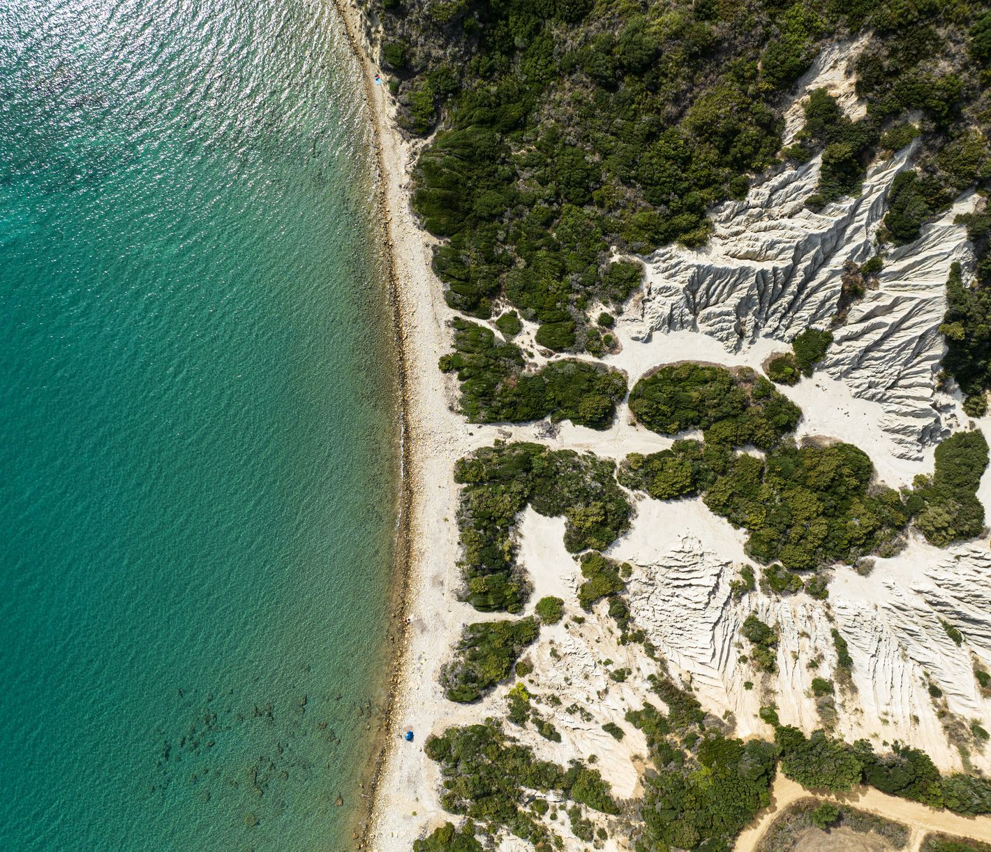 Weisse Sandsteinformationen und Gerakas Beach – Natürliche Schönheit am Kap Gerakas