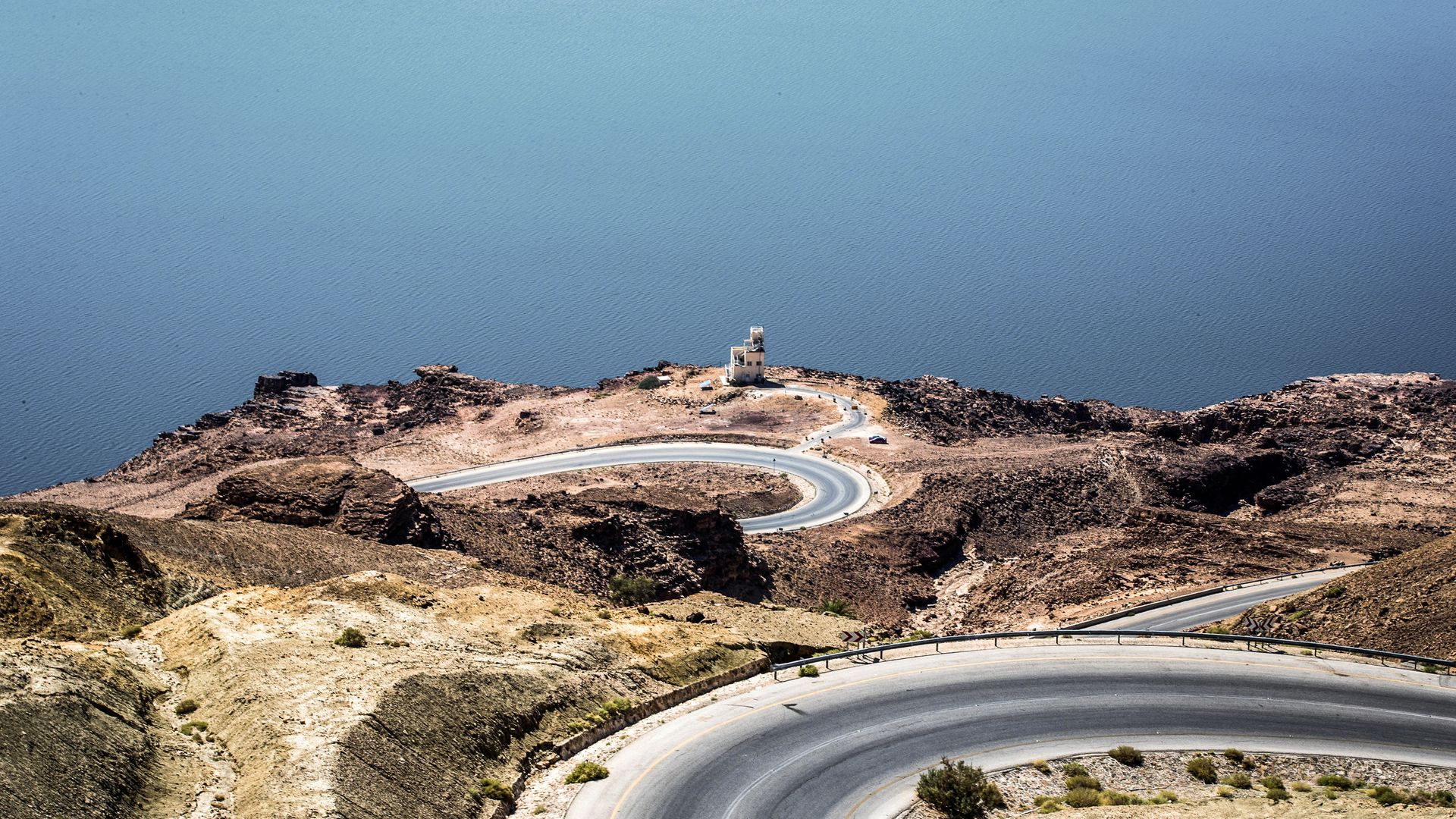 Vue panoramique sur la mer Morte