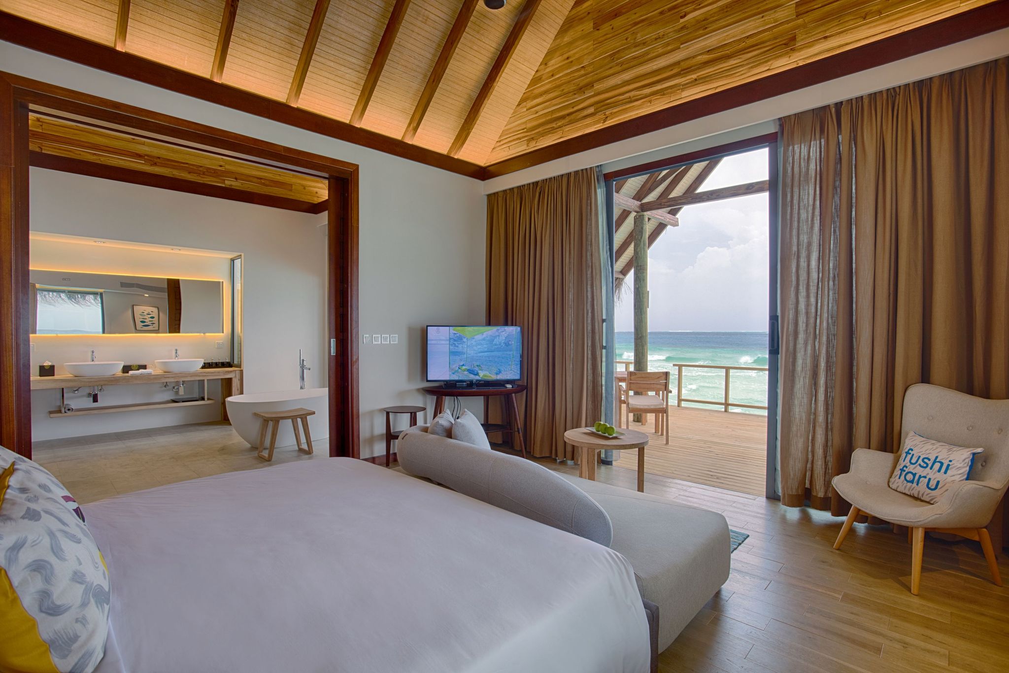 Jacuzzi Water Villa