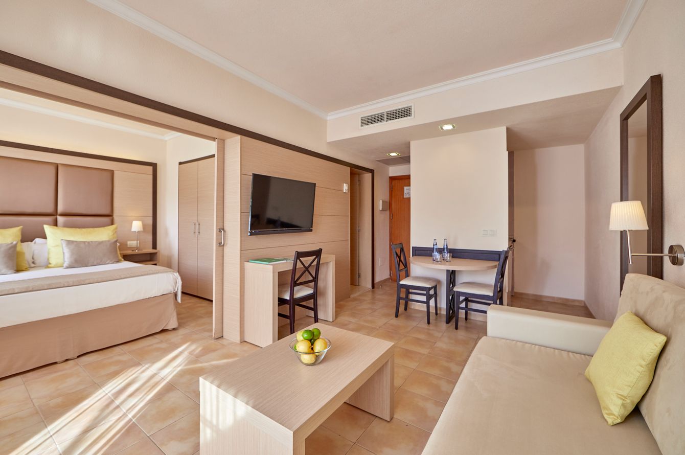 Suite Swim Up