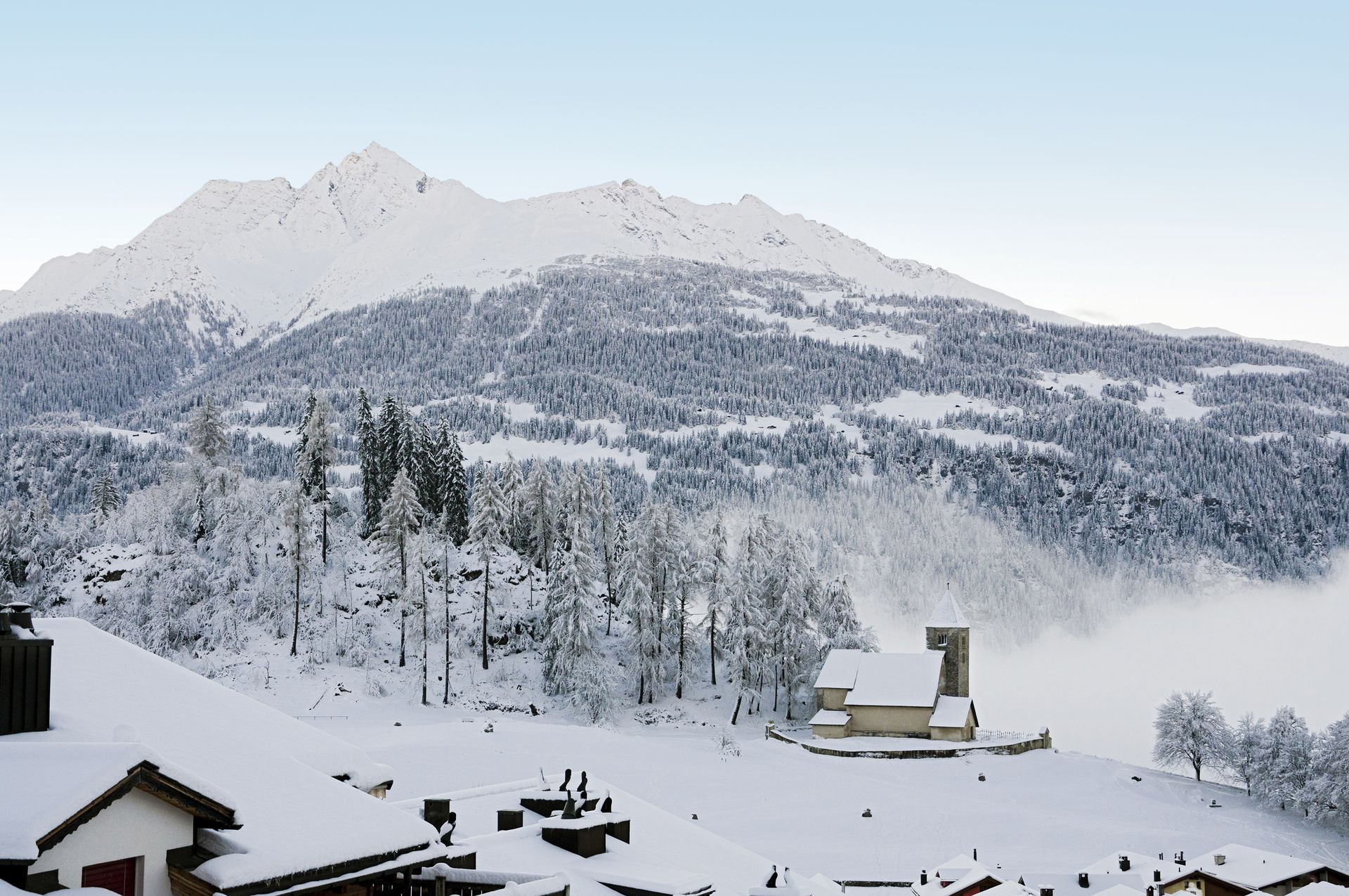 Kirche St. Remigius im Winter